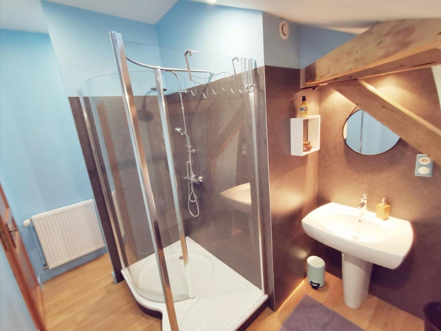 Maison Vanier - Duplex - Centre-Ville - Mon Groom Троа Екстериор снимка