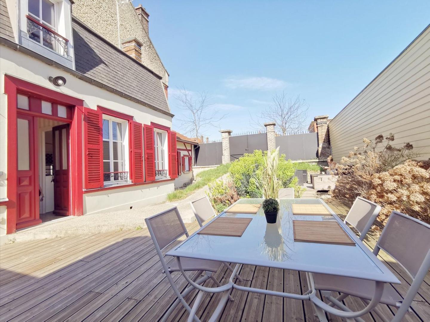Maison Vanier - Duplex - Centre-Ville - Mon Groom Троа Екстериор снимка